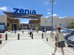 La Zenia, Spain: Beaches, Zenia Boulevard and Local Guide 20260612 144055