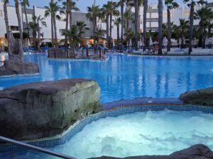 jacuzzi in Playavera hotel