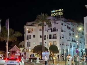 Puerto Banús Nightlife: Our First-Hand Marbella Guide Puerto Banús nightlife street with restaurants and evening crowds